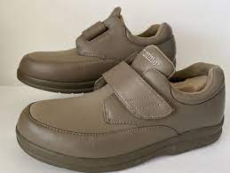 orthopedic shoes