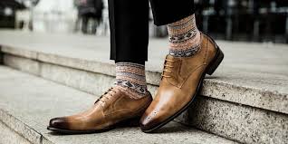 lace up shoes