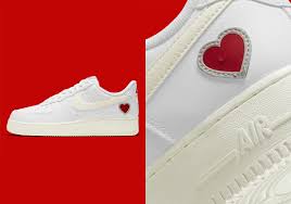 nike valentines day shoes 2021
