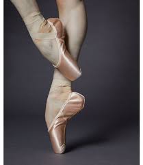 pointe shoes